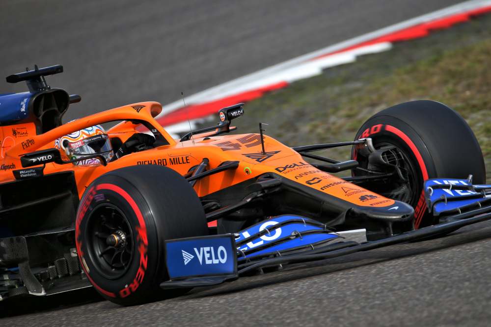 开云体育中国-包含迈凯伦碾压梅赛德斯，塞恩斯状态火热的词条